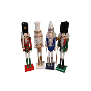 Nutcrackers x4 NWT